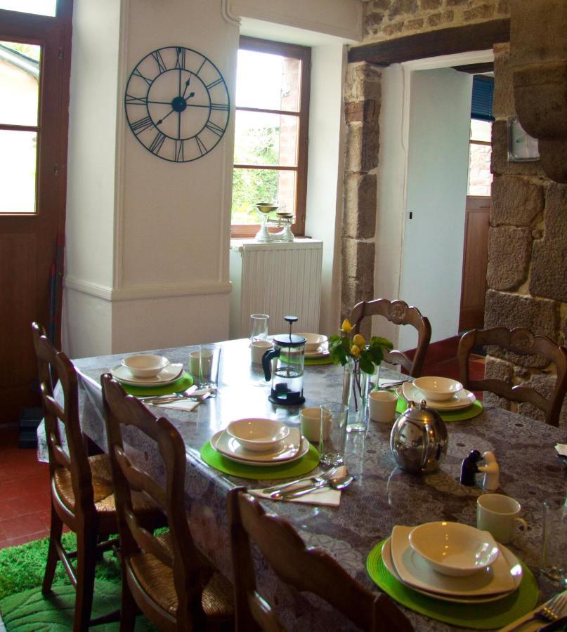 Bed and Breakfast Le Figuier La Foret-Auvray Экстерьер фото